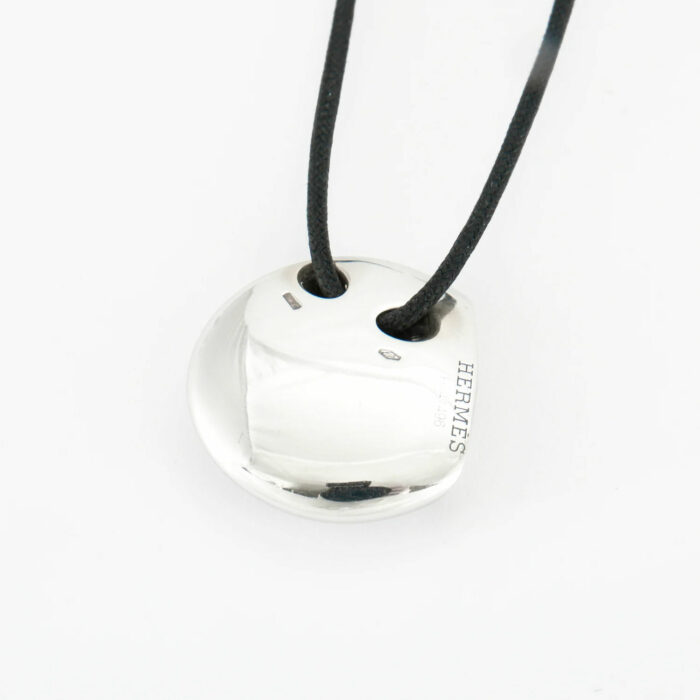 HERMÈS - Diamond Pendant - Image 4